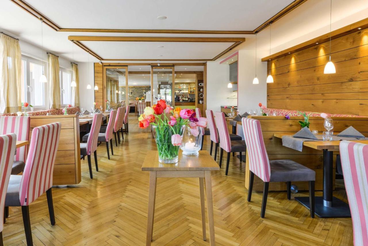 Jauch's Löwen Hotel-Restaurant Neuershausen Exterior foto